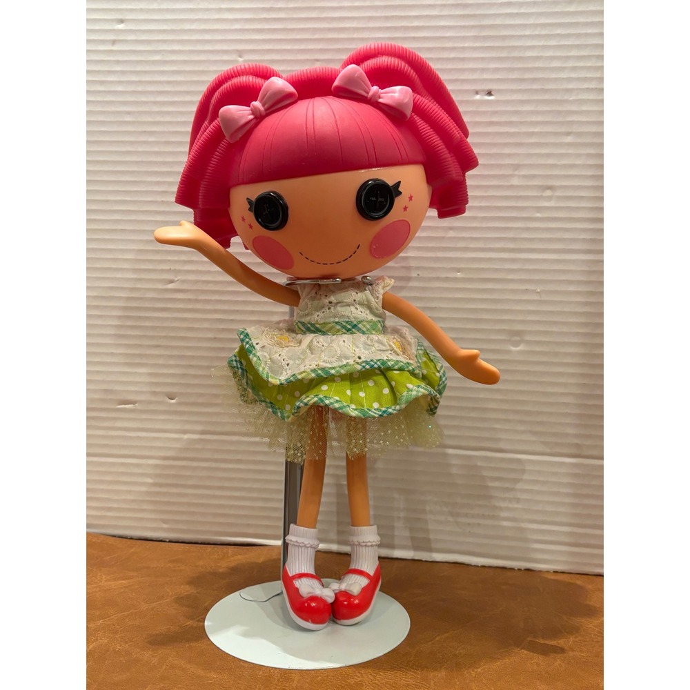 Lalaloopsy Doll MGA Entertainment TIPPY
TUMBLELINA doll 2009 13 inch